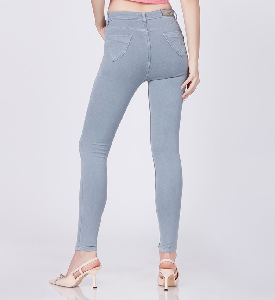 Blum Denim Women's (1829) Ice Blue Full-Length Skinny/Pencil Fit High-Waist Single Button Stretchable Knitted Denim Jeans: Elevate Your Everyday Elegance